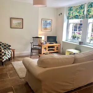 Lauras Townhouse Garrard's Retreat Apartment